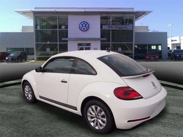 2017 Volkswagen Beetle S